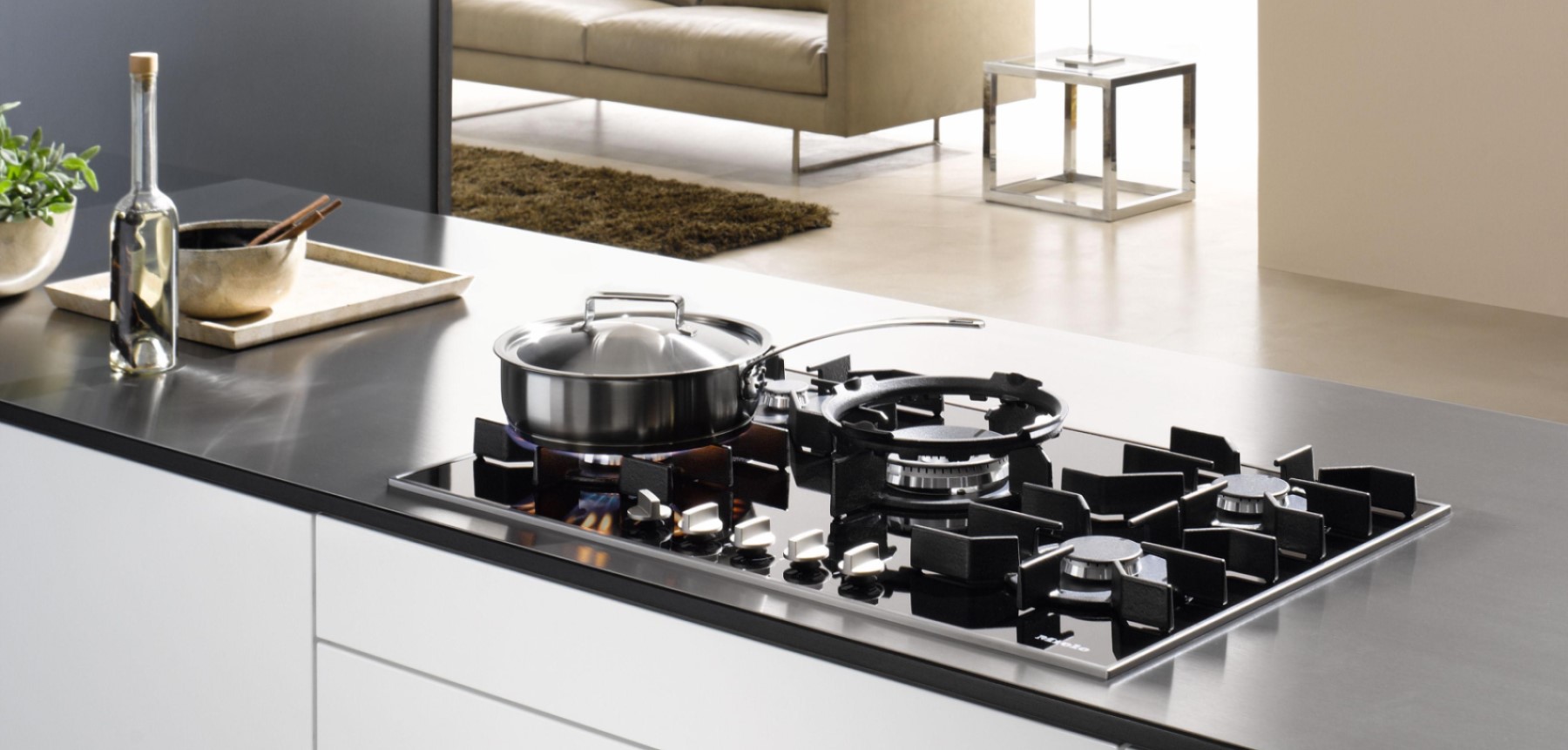 Miele gas hob with cookware